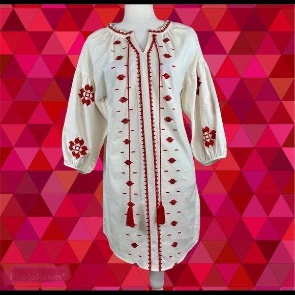 NWT Stellah Embroidery Dress WOW!! - Picture 1 of 10